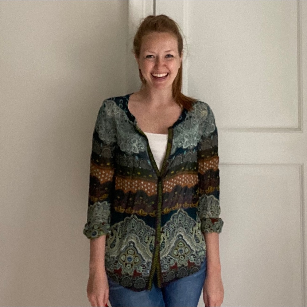 Patrons of Peace button up top